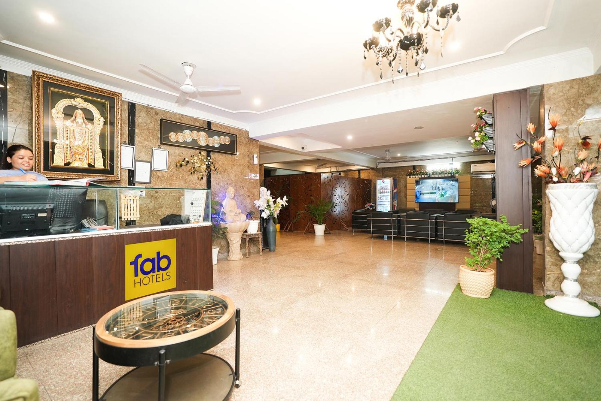 Fabhotel Tanvi Premium 구르가온 외부 사진